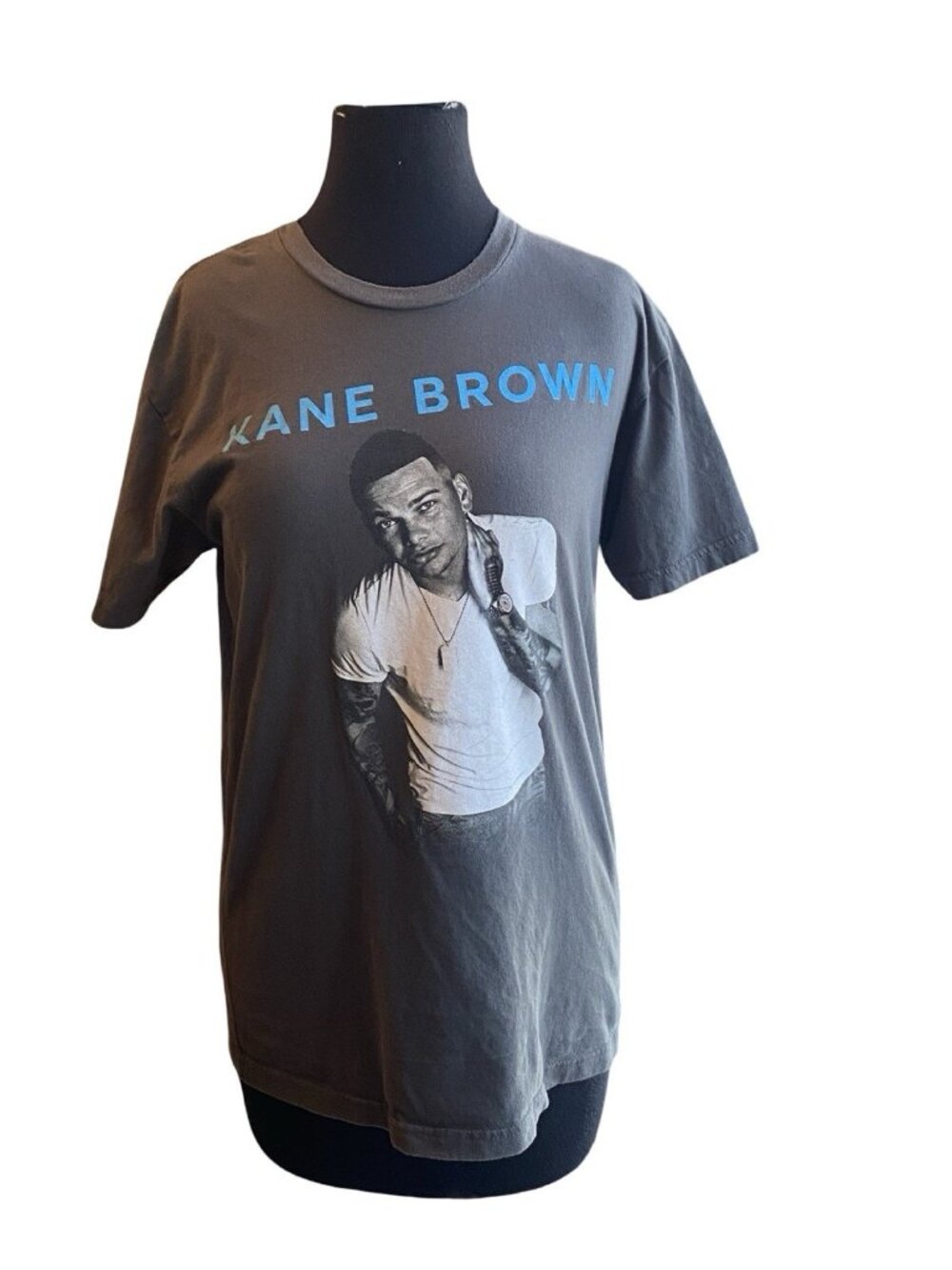 Kane Brown Tour T Shirt Womens Medium Dark Gray Country Concert Tee